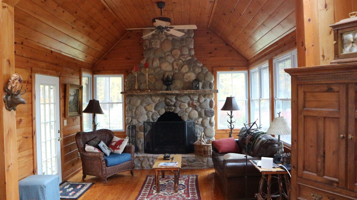 North Lake George House | Adirondack home with guest cottage on Northern Lake George