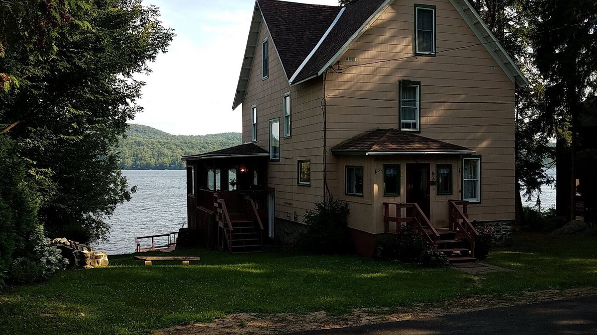 Caroga Lake House | Adirondack Lake house