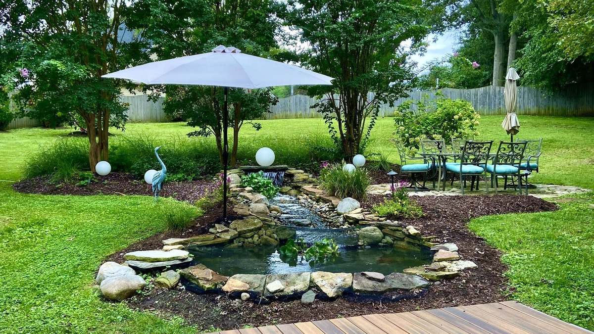 Edgewater House | Adjacent to Annapolis~ by beach, 25 acre park next door & TV shows filmed here!