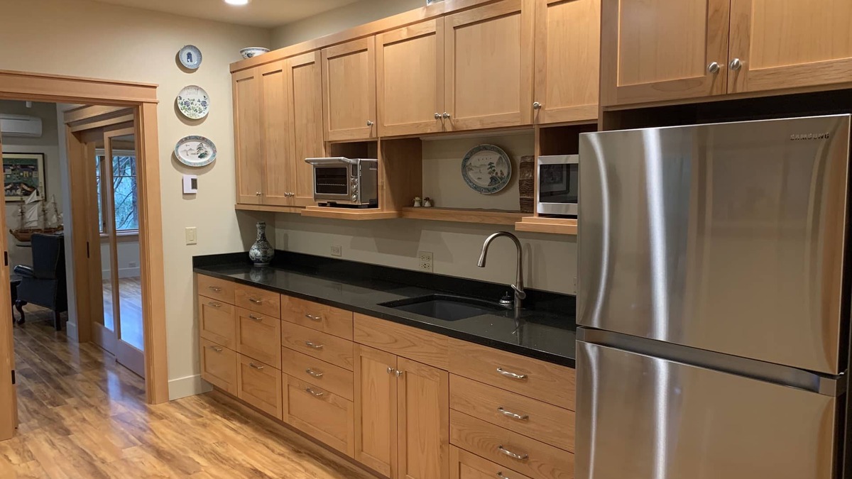 Ashland Apartment | Adjacent to Downtown Ashland and Lithia Park, Lithia Park Suite 1