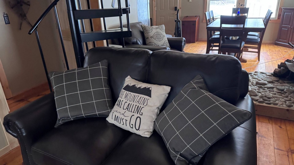 Lowville Cabin | ADK CabinnCozy cabin just inside the blue line. A great place to relax or play!