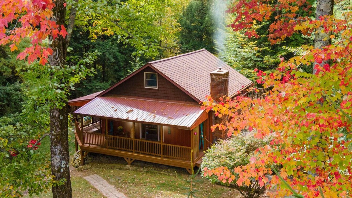 Broadalbin Cabin | ADK Hideaway