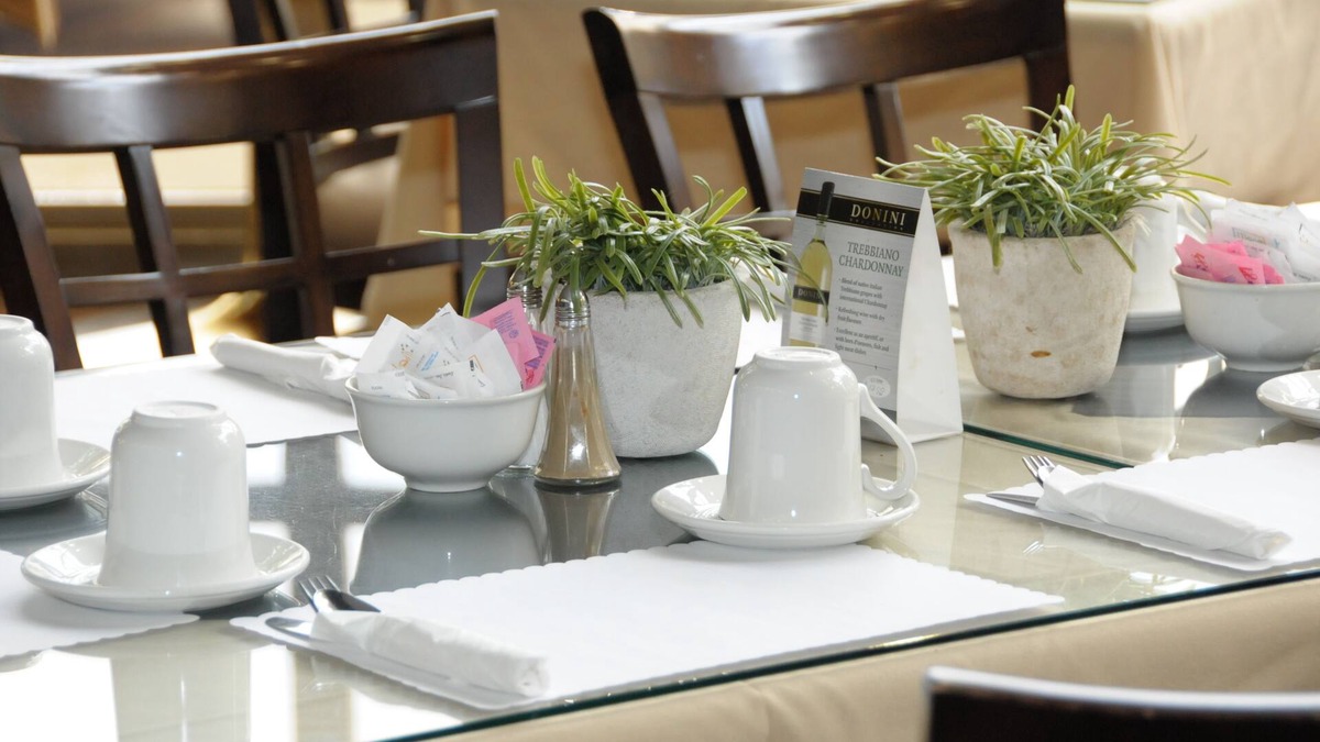 Central Hamilton Hotel | Admiral Inn Hamilton