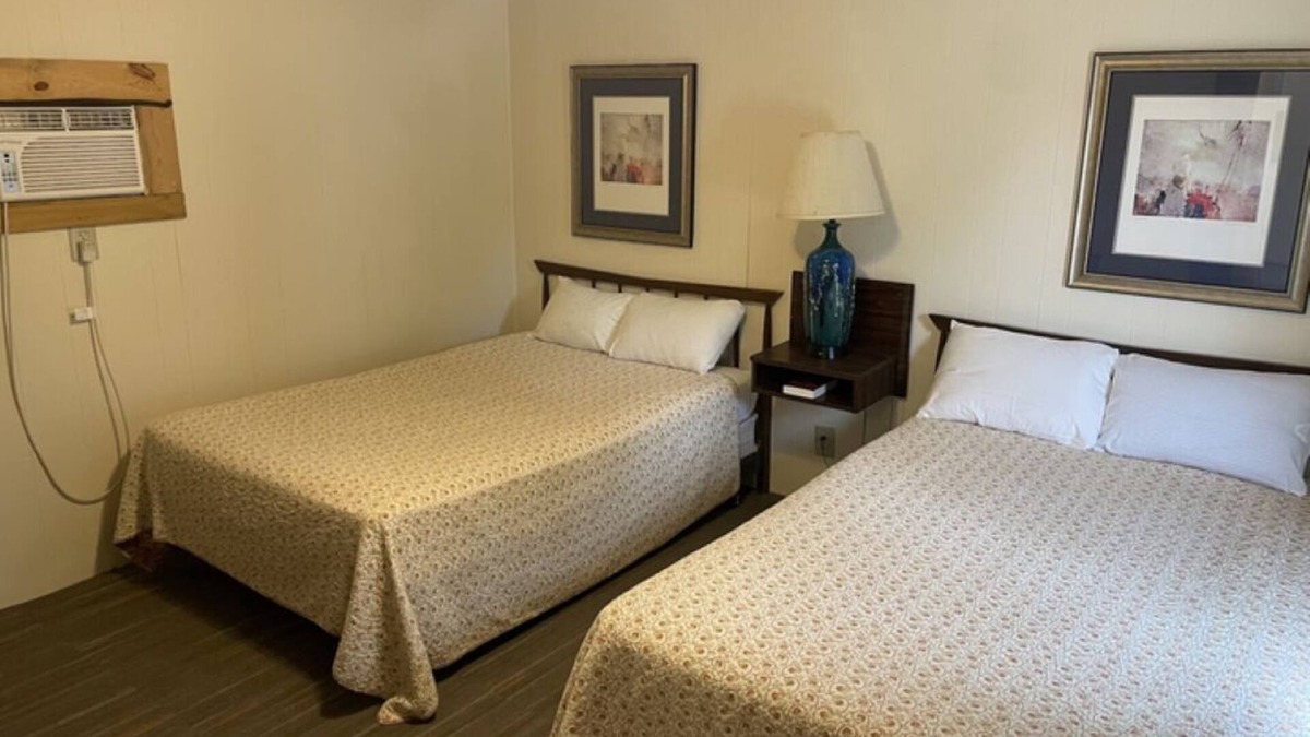 Lemoyne Resort | Admiral’s Cove Resort - Family Suite 18