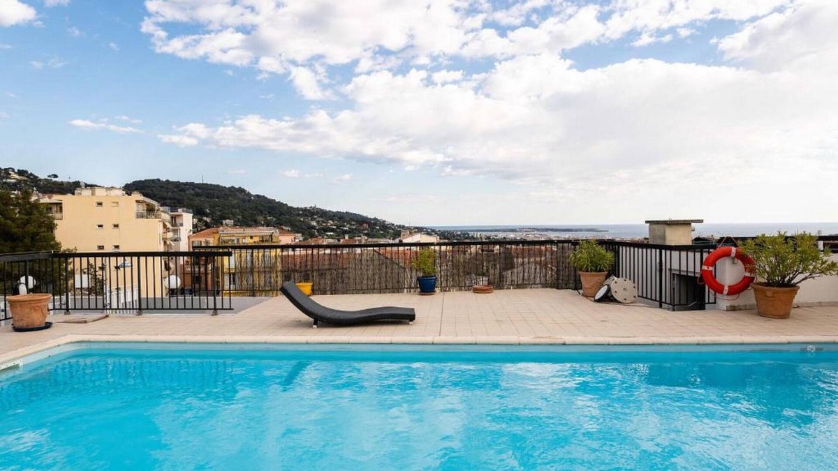 Le Cannet Hotel | Adonis Cannes - Hôtel Thomas
