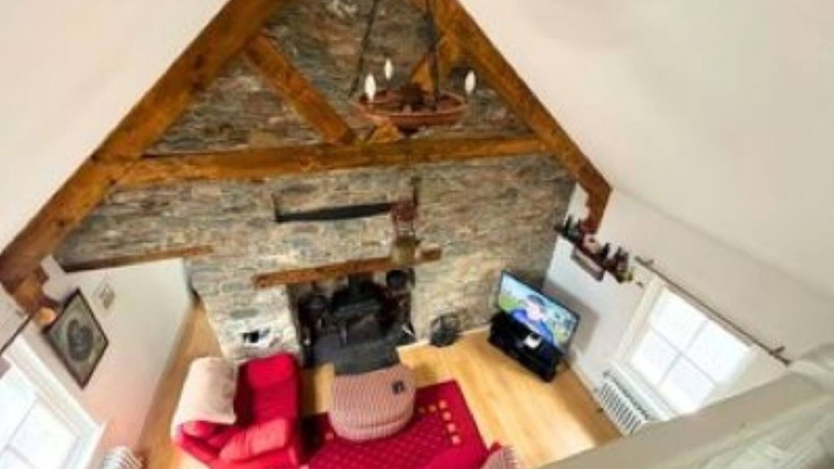 Killarney Cottage | Adorable 3-bedroom cottage in Tiernaboul located 2.5 miles from Killarney Town