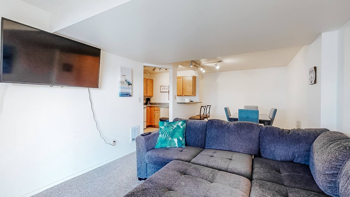 Freeland Apartment | Adorable bayfront getaway w/a full kitchen, free WiFi, & beach access
