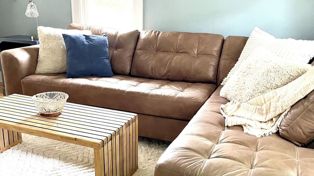 Frankfort Cottage | Adorable cottage in Frankfort, walkable to town and the beach!