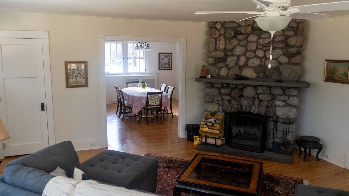 Milford House | Adorable Cottage on the Edge of the National Forest and Trails and Walk to Town