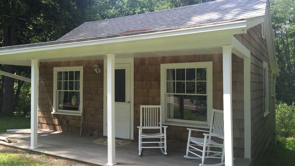 Kennebunk Cottage | Adorable Cottage Steps From Dock Square And Lower Village