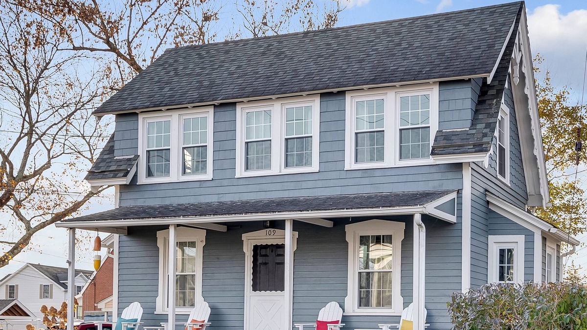 Westbrook Center Cottage | Adorable Cottage with Cottage porch, walk to water & town