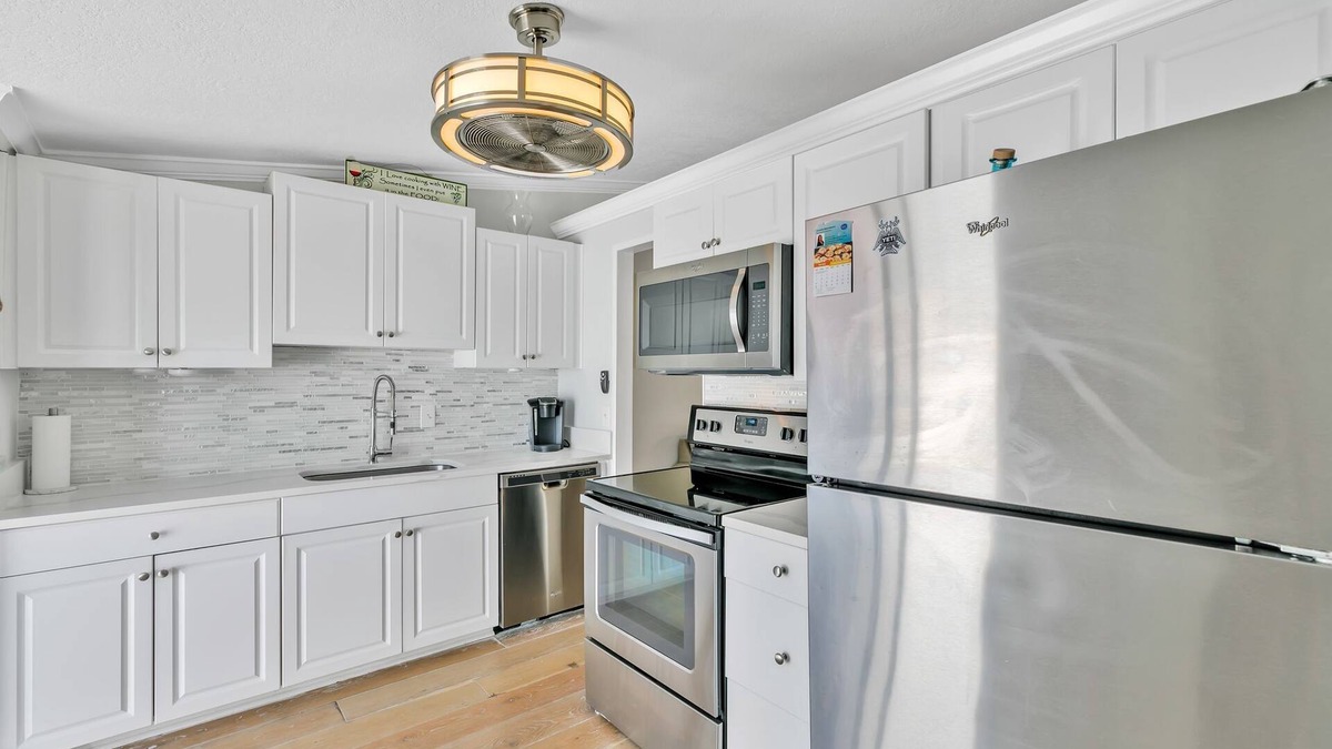 New Smyrna Beach Cottage | Adorable Intercoastal Villa For Rent