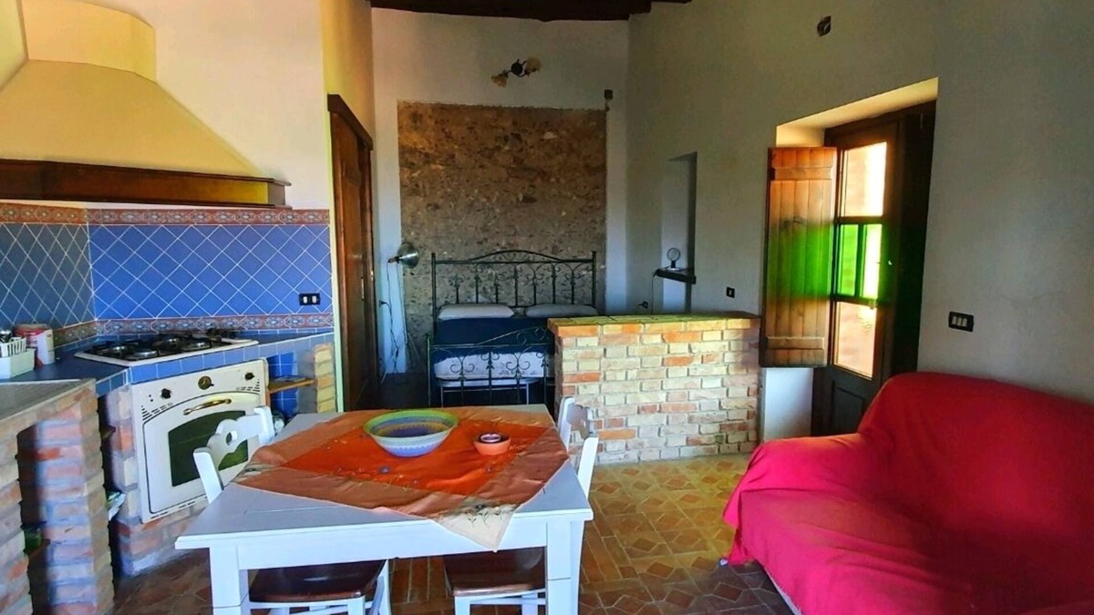 Montalto Uffugo Apartment | Adorable studio surrounded by greenery, ideal for couples