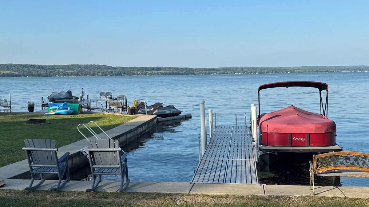 Ashville House | Adorable lakefront 4-bedroom house with AC in Ashville on Chautauqua Lake