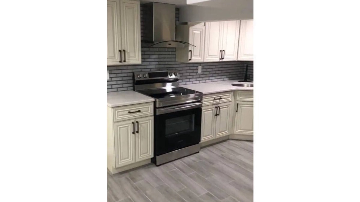 Mineola Apartment | Adorable, one bedroom apartment in New Hyde Park