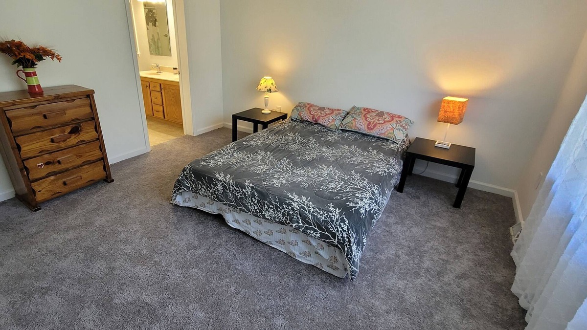 Dennis House | Adorable Rancher along the Tuckahoe River on the Jersey Shore. Close to OC, SIC