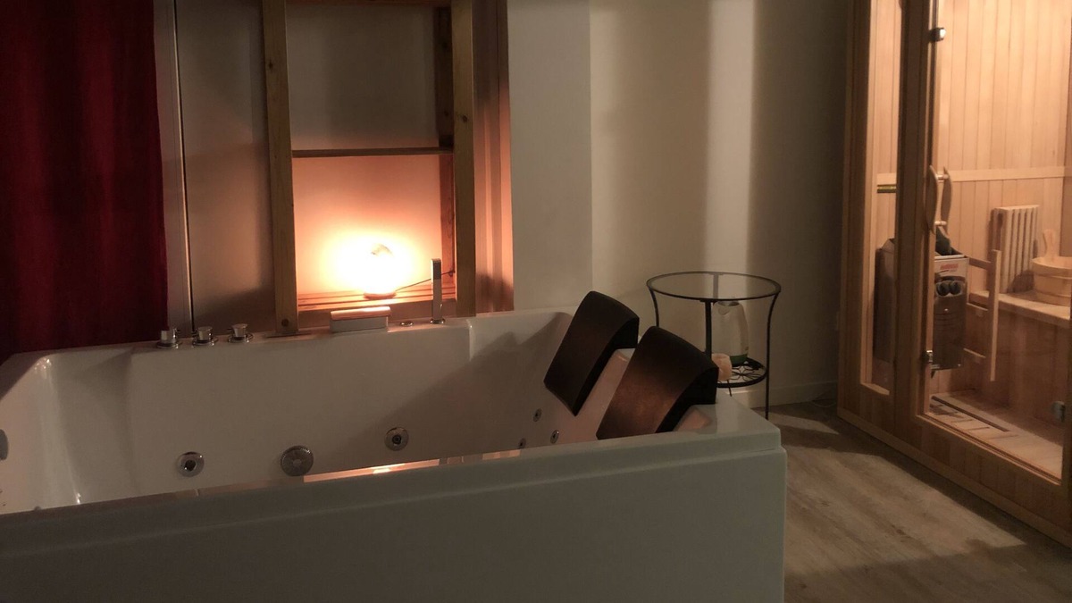 Vallenoncello Bed & Breakfast | adorable suite with whirlpool and sauna