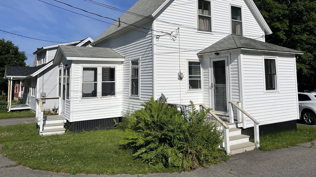 Northeast Harbor Cottage | Adorable two bedroom cottage, walking distance to town.