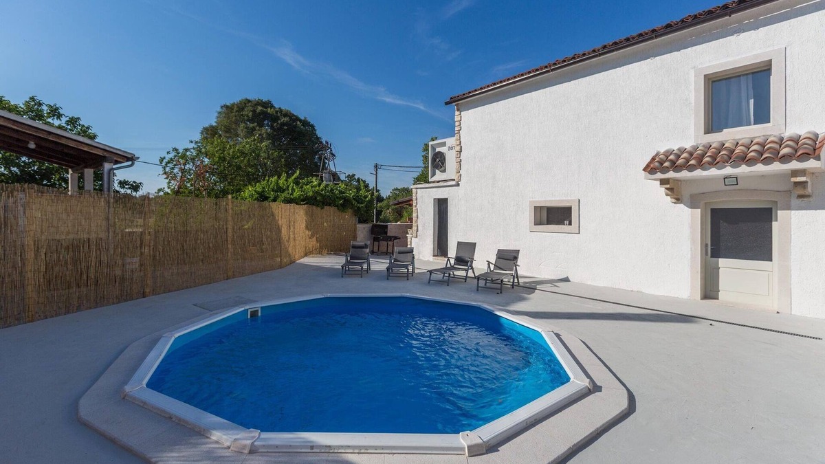 Kringa House | Adorable villa in Kringa with private pool