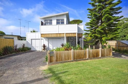 Ocean Grove House | Adrift at Ocean Grove