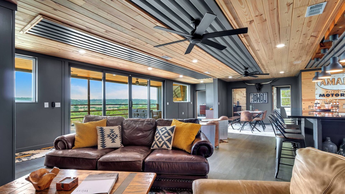 Caddo House | Adventure Awaits @ Caddo Ridge