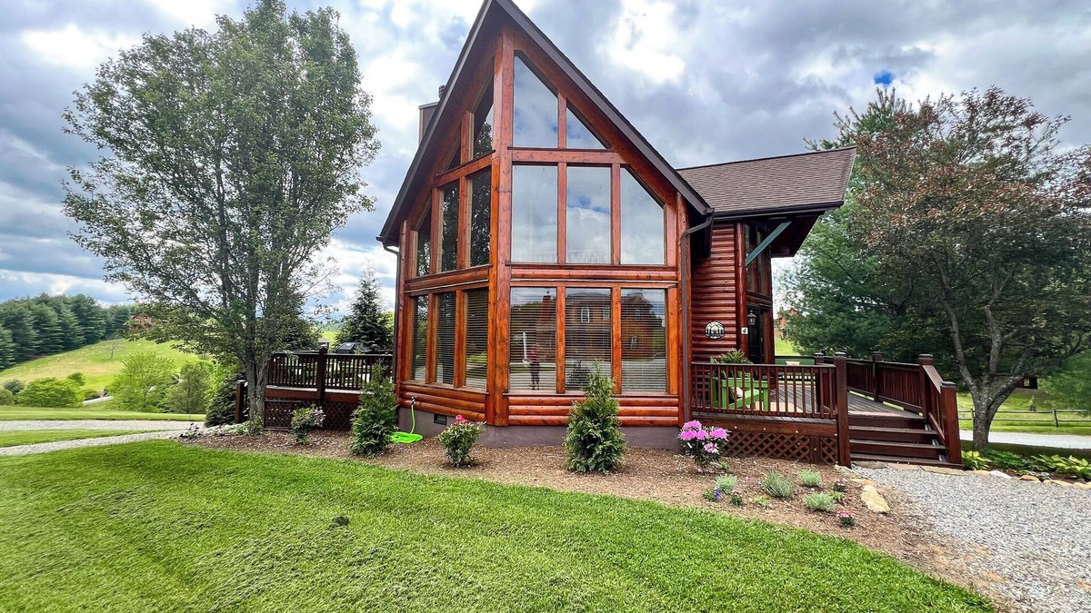 Sparta Cabin | Adventure by Day, Firepit by Night -August in the Mtns @ Piney Creek Retreat
