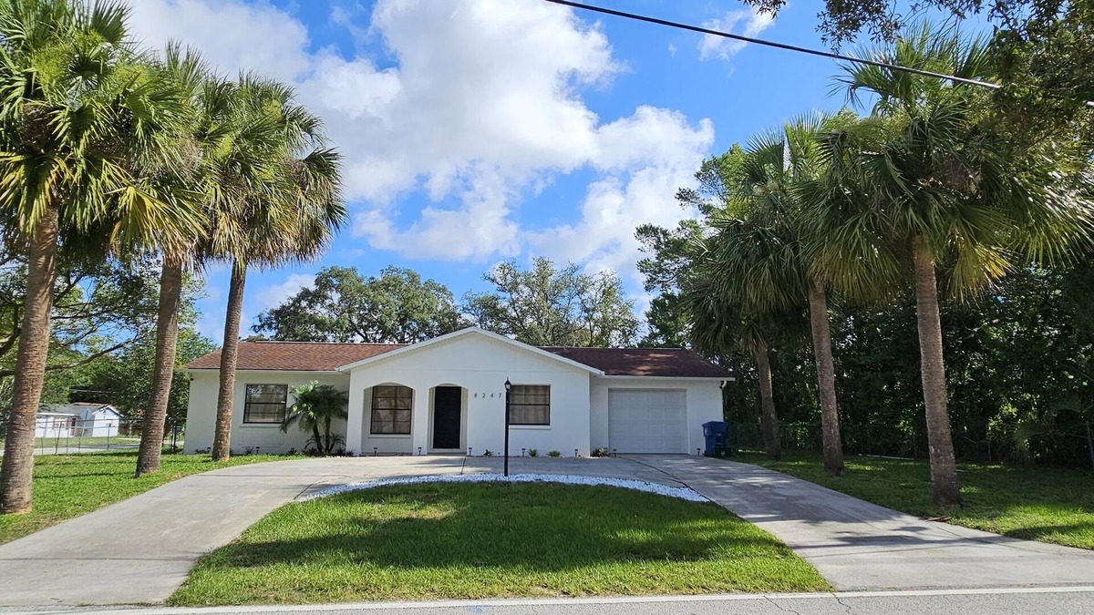Forest Oaks House | Adventure Coast Oasis - Heated Pool