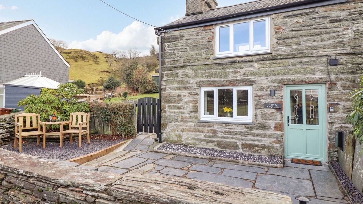 Ffestiniog Cottage | AEL Y BRYN, pet friendly, character holiday cottage in Ffestiniog