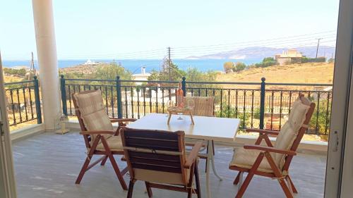 Lavreotiki Apartment | AEOLOS SeaSide Home