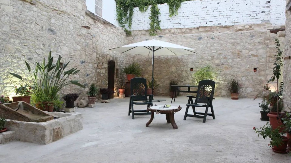 Omodos House | Afames House - Beautiful Traditional House
