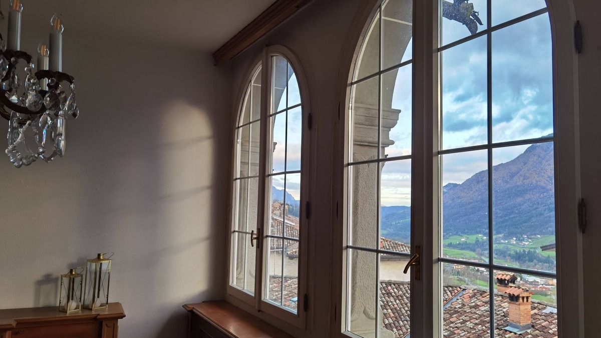 Cerete Alto House | Affascinante palazzo storico tra lago e montagna