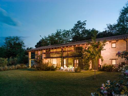 Casalincontrada House | Affittacamere Borgocapo