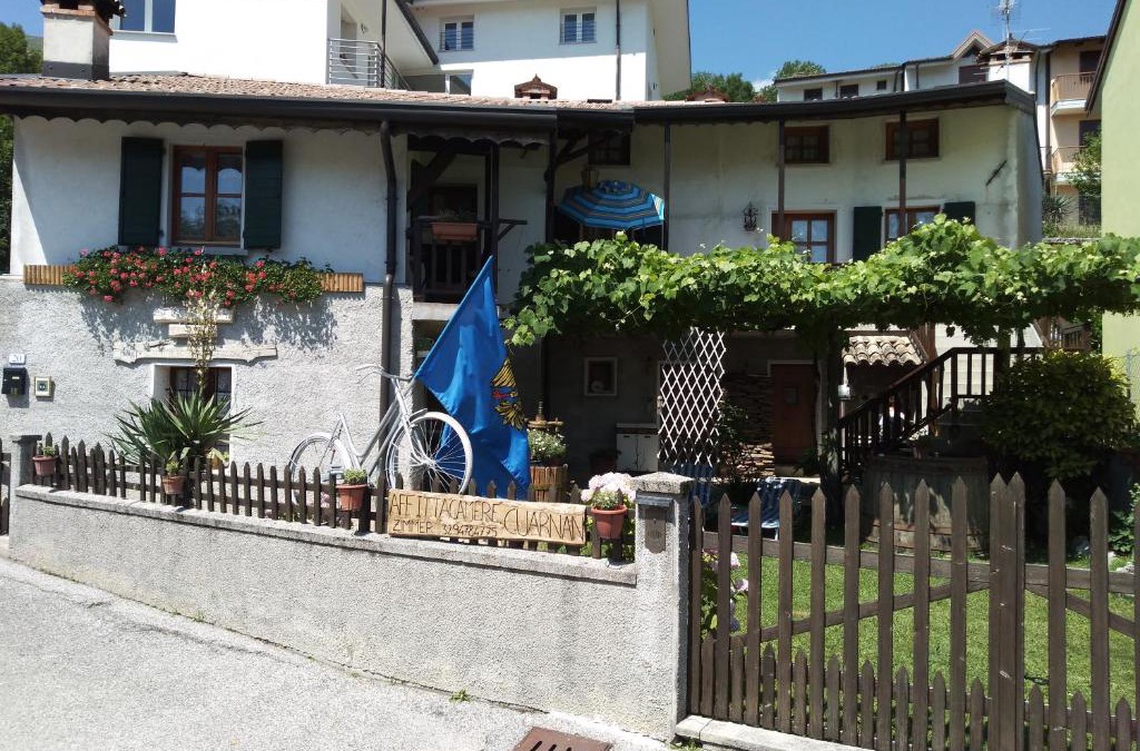 Montenars House | Affittacamere cuarnan