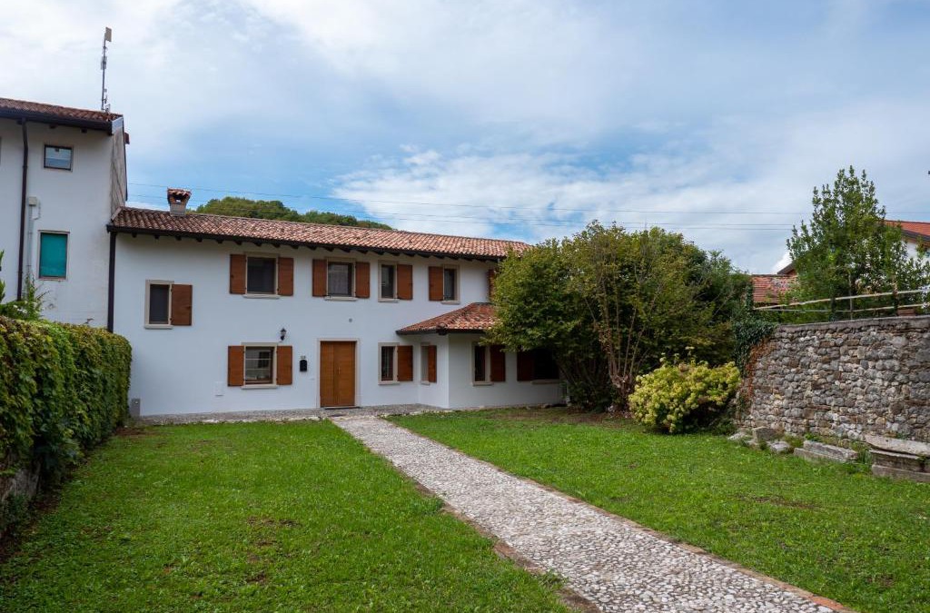 Castelnovo del Friuli Bed & Breakfast | Affittacamere LA SCALA