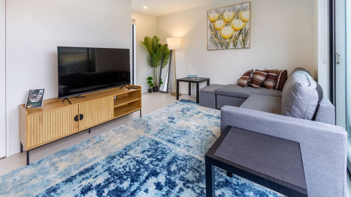 Christchurch House | Affordable Comfort 2BR with Carpark