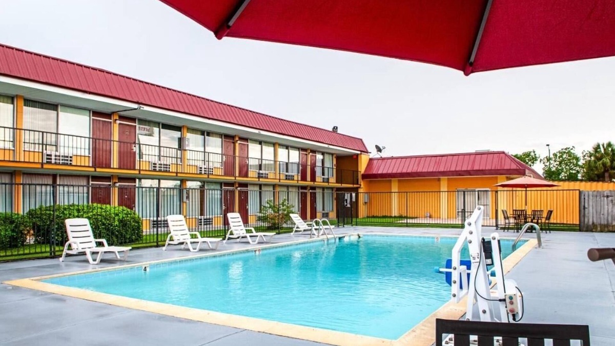 Slidell Hotel | Affordable Comfort Near New Orleans French Quarter – Easy Access