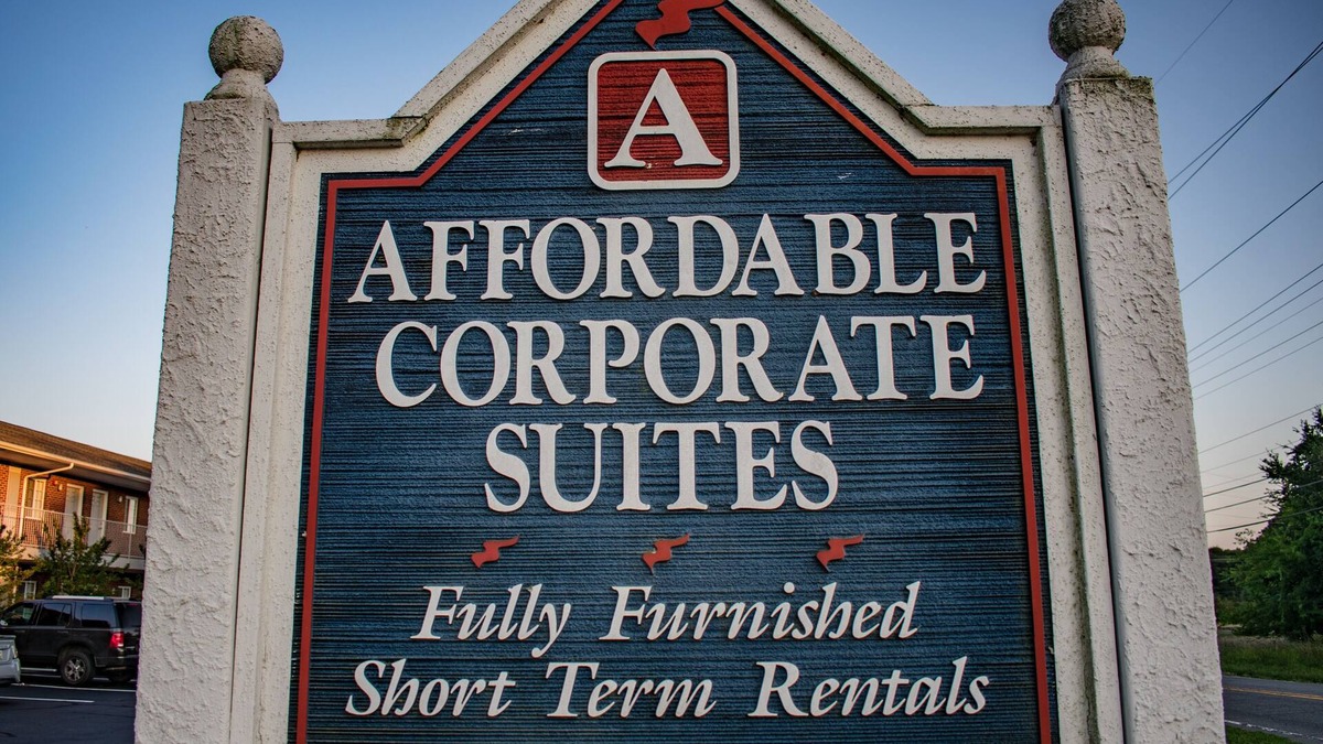 Hollins Hotel | Affordable Corporate Suites - Florist Road