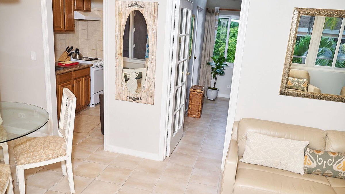 Paradise Island Condo | Affordable Getaway on Paradise Island - Cozy & Charming
