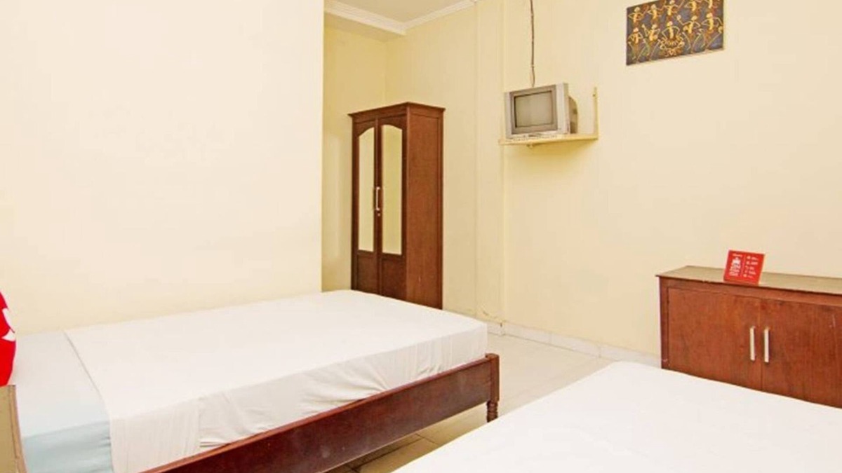 Downtown Kuta House | Affordable Guest House in the Heart of Poppies Lane, Legian (SGRSDH)