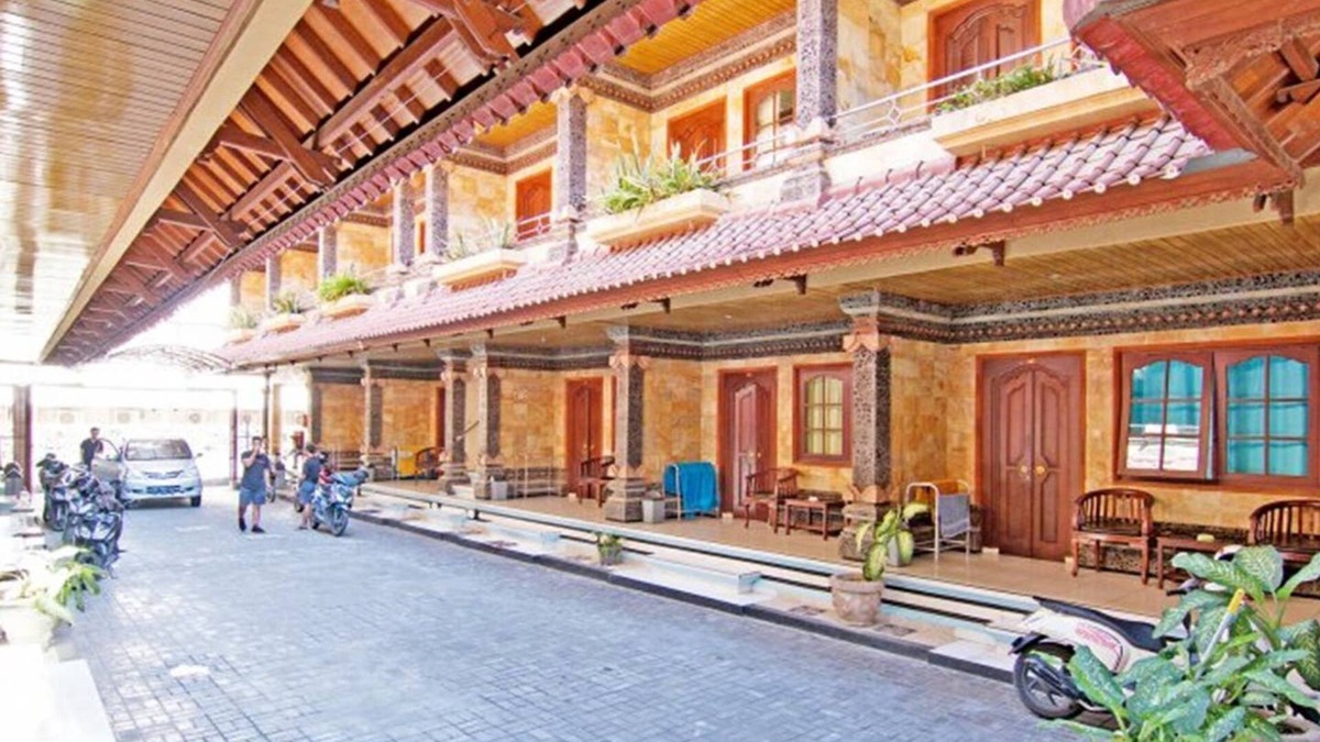 Downtown Kuta House | Affordable Guest House in the Heart of Poppies Lane, Legian (SGRSDH)