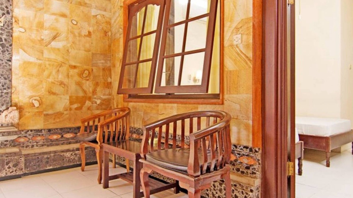 Downtown Kuta House | Affordable Guest House in the Heart of Poppies Lane, Legian (SGRSDH)