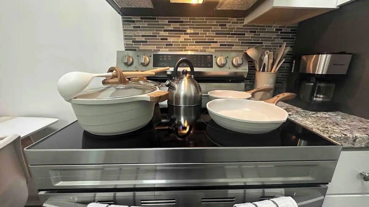 Rotterdam Apartment | Affordable Stay in Schenectady-A1
