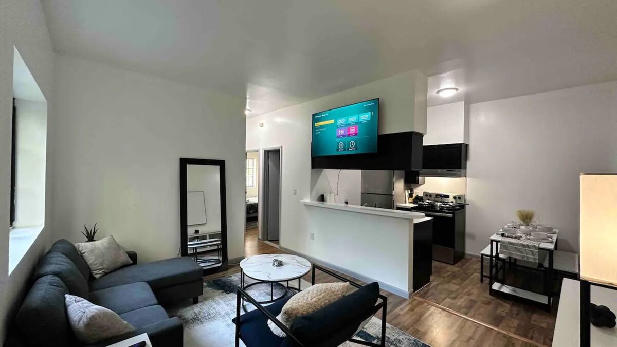 Rotterdam Apartment | Affordable Stay Near Proctors-A5