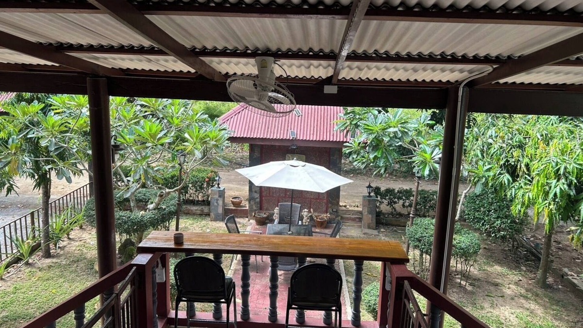 Thong Krut Villa | Aforetime Village in Samui