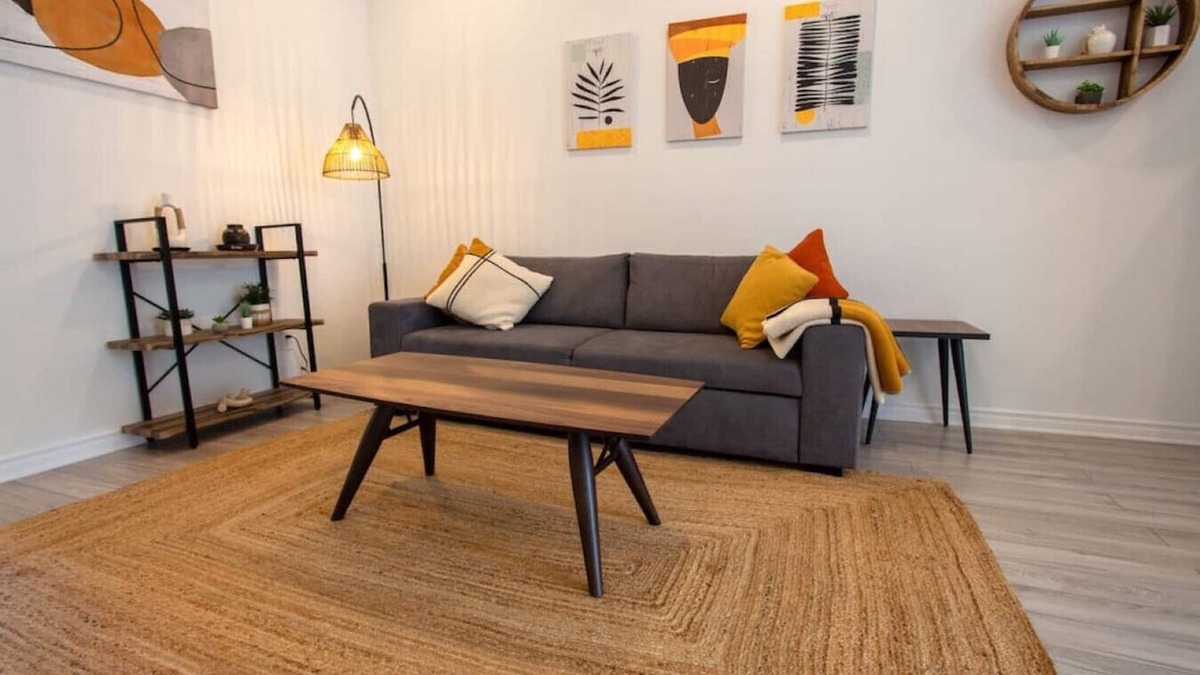 Milton Park Apartment | Africa/2Bdr/Plateau/St-Laurent/SelfCheck-In/AC/TV