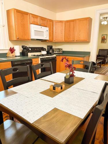 Oneonta Apartment | After the Game Apt 2 All Star Baseball Rentals