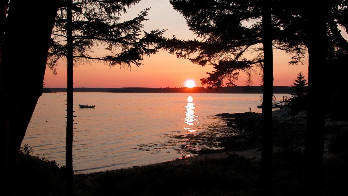 Friendship House | Afterglow - The Beauty of Sunset on Spectacular Ocean View & Private Beach