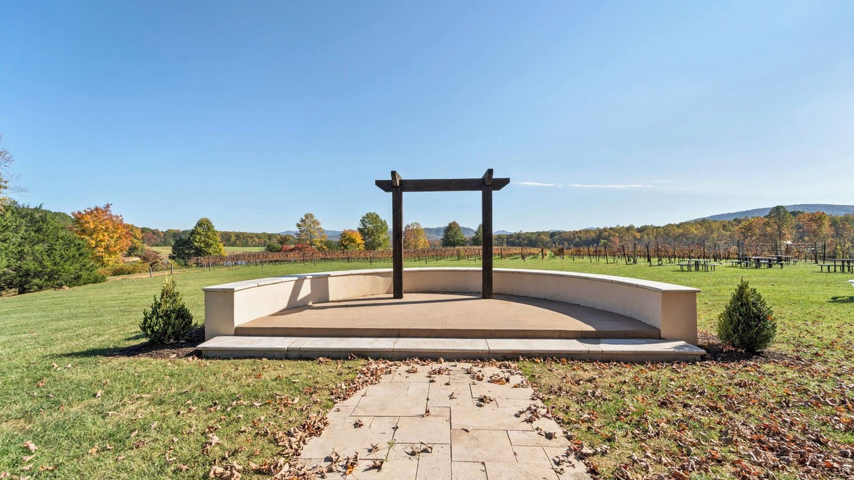 Afton Cabin | Afton Mountain Vineyards