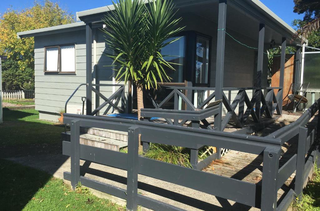 Te Rapa Bed & Breakfast | Agapantha Cottage Retreat