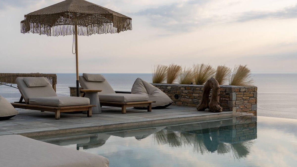 Papa Nero House | Agapitos Villas & Guesthouses
